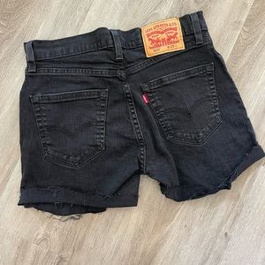 Levi’s Shorts | Black Denim 505 Cutoff | Size 29